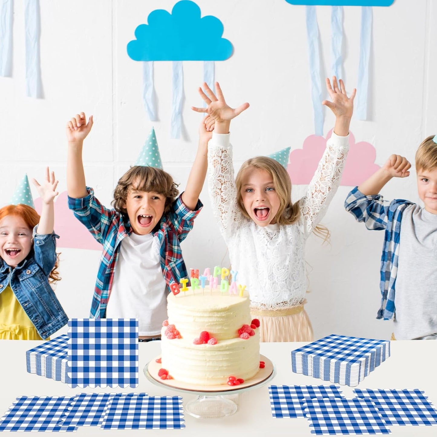 100Pcs 6.5 x 6.5inch Green and White Checkered Scalloped Napkins Disposable Green Plaid Paper Napkins Gingham Party Decorations for Birthday Picnic BBQ Wedding Baby Shower Party Farm Themed Events