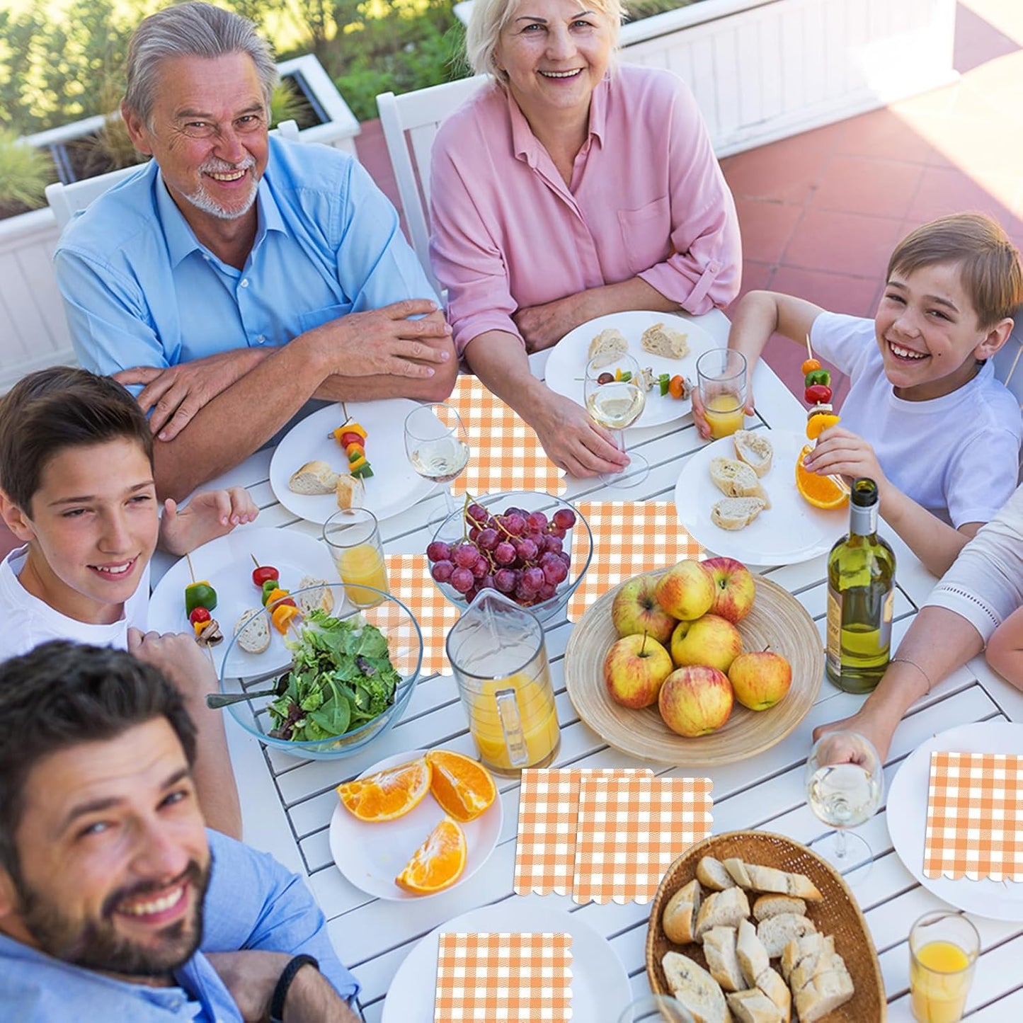 100Pcs 6.5 x 6.5inch Green and White Checkered Scalloped Napkins Disposable Green Plaid Paper Napkins Gingham Party Decorations for Birthday Picnic BBQ Wedding Baby Shower Party Farm Themed Events